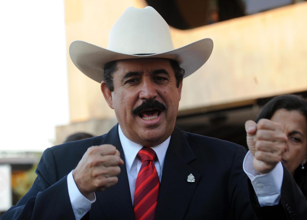La estrategia de Mel Zelaya: el rol clave de los colectivos en los comicios de Honduras La estrategia de Mel Zelaya: el rol clave de los colectivos en los comicios de Honduras