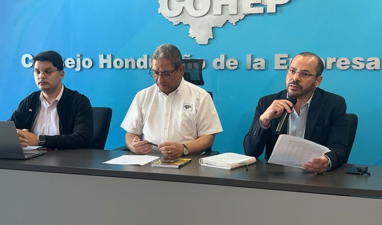 Empresarios hondureños preocupados por el deterioro económico con LIBRE