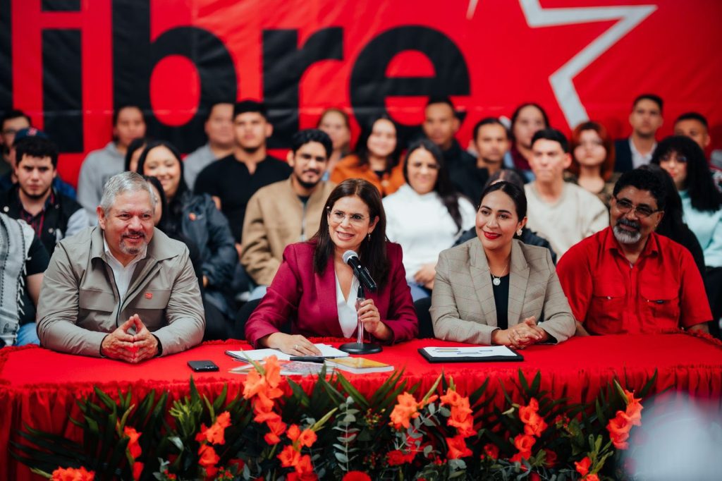 Polémica por prácticas espirituales implementadas por el gobierno de LIBRE en programas oficiales