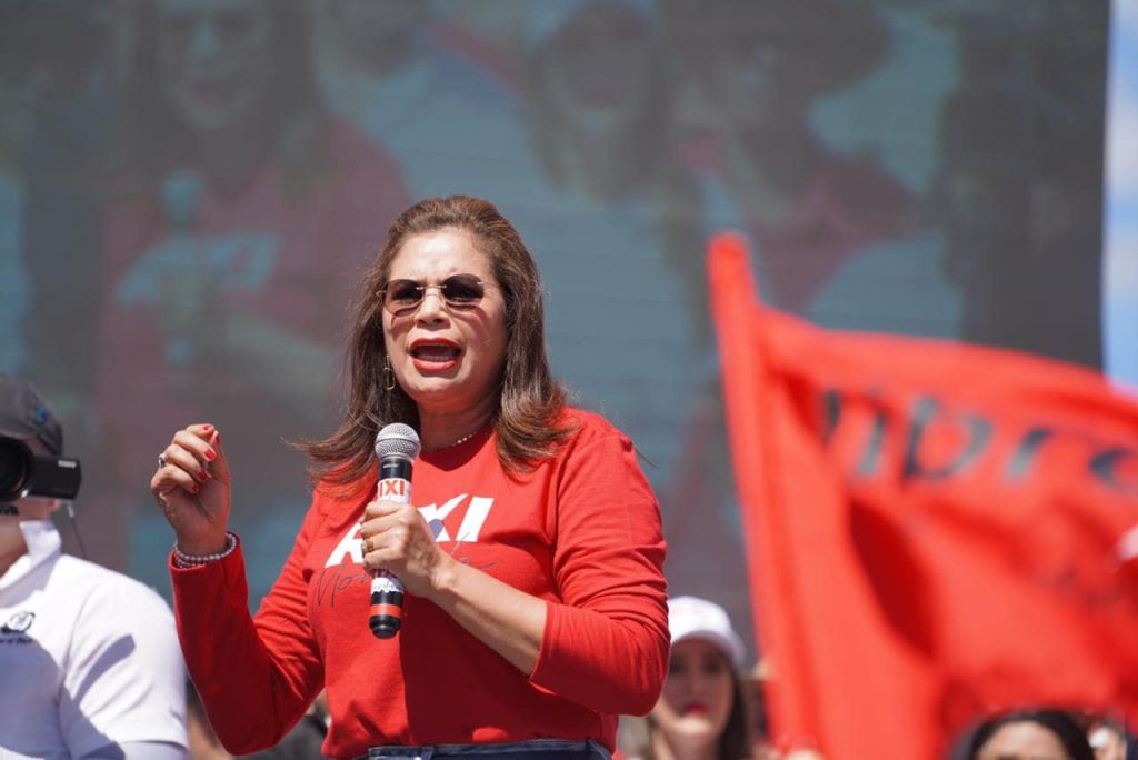 Rixi Moncada sugiere eliminar la Central de Riesgo y abre debate sobre la estabilidad financiera en Honduras Rixi Moncada sugiere eliminar la Central de Riesgo y abre debate sobre la estabilidad financiera en Honduras